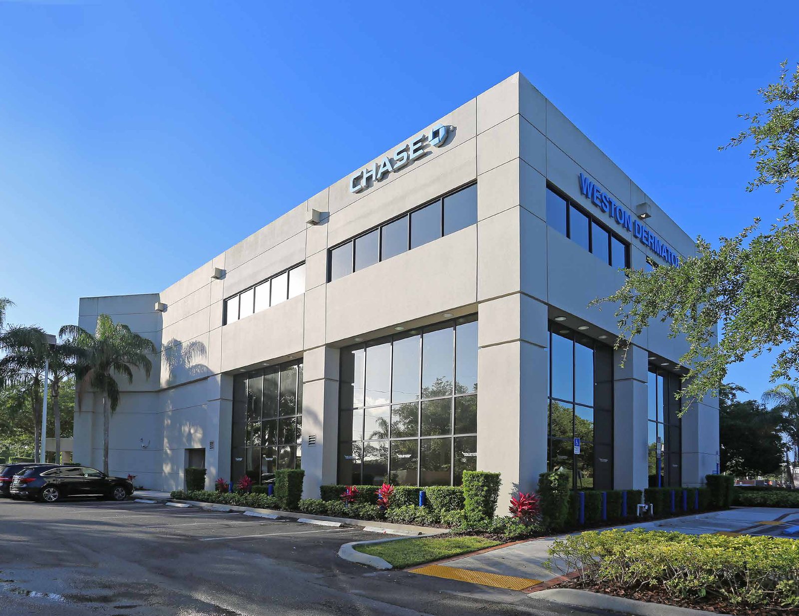 1040 Weston — Medical Office in Weston, FL
