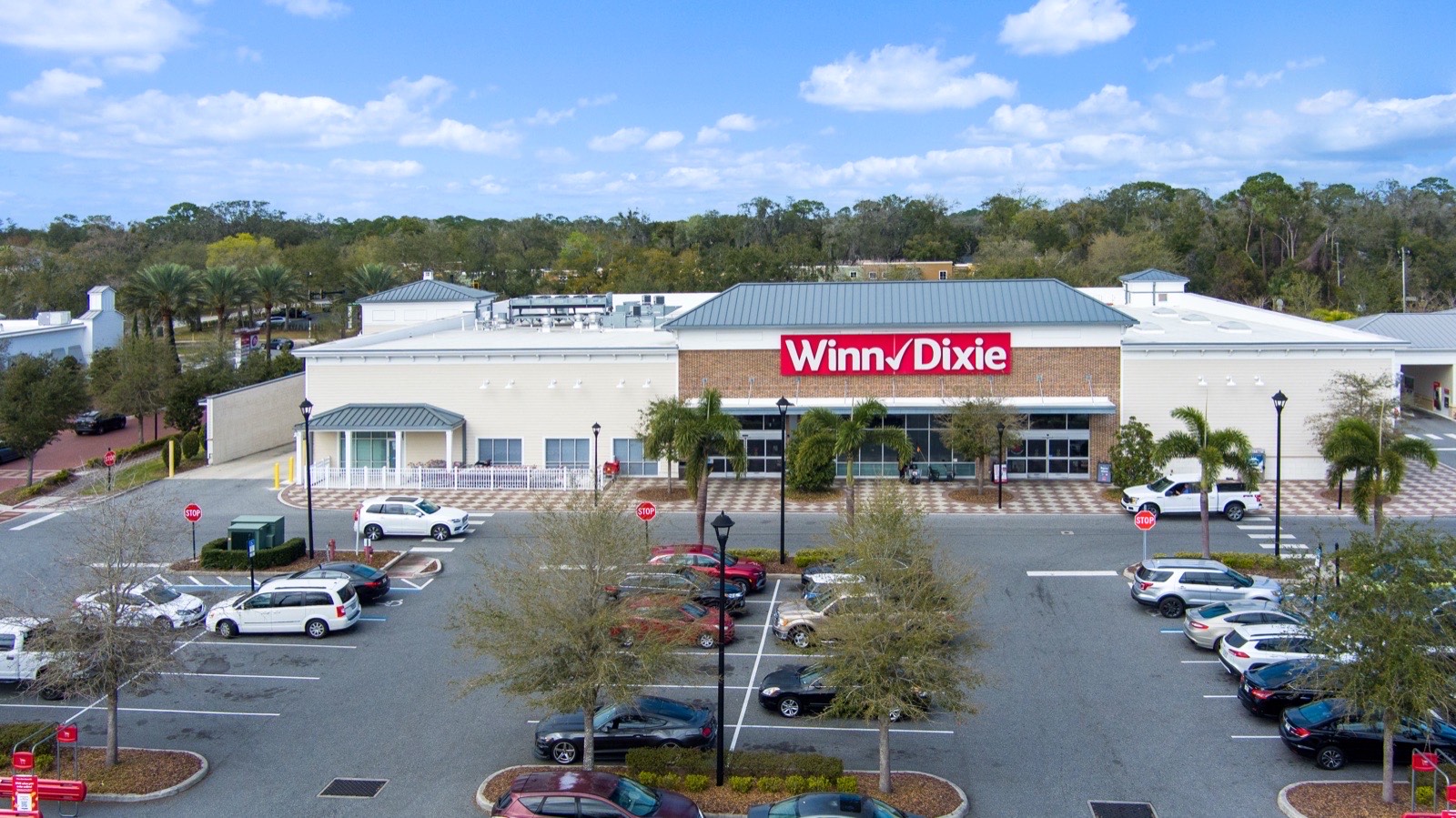 Griffin Farm Center, a retail property in Lake Mary, FL